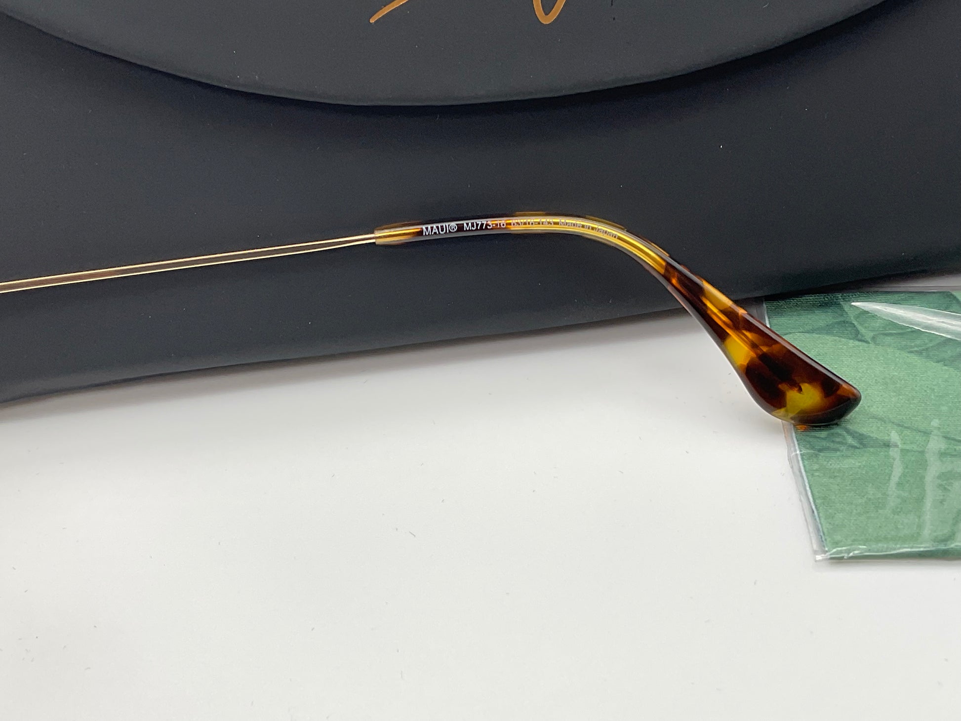 MAUI JIM BREEZEWAY 773 SUNGLASSES- GOLD WITH POLARIZED HCL BRONZE MAUI JIM BREEZEWAY 773 SUNGLASSES- GOLD WITH POLARIZED HCL BRONZE
