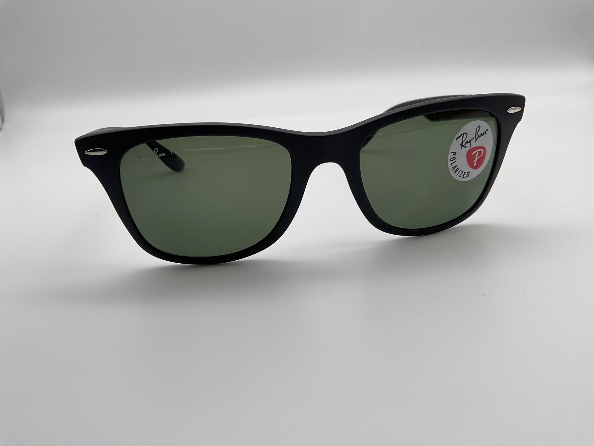 Ray Ban RB4195 Wayfarer Liteforce 52mm 601S9A Black Frame w Green