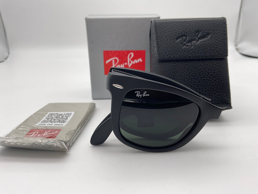 Ray-Ban Folding Wayfarer 50mm Matte Black Frame Sunglasses RB4105 601-s made in Italy