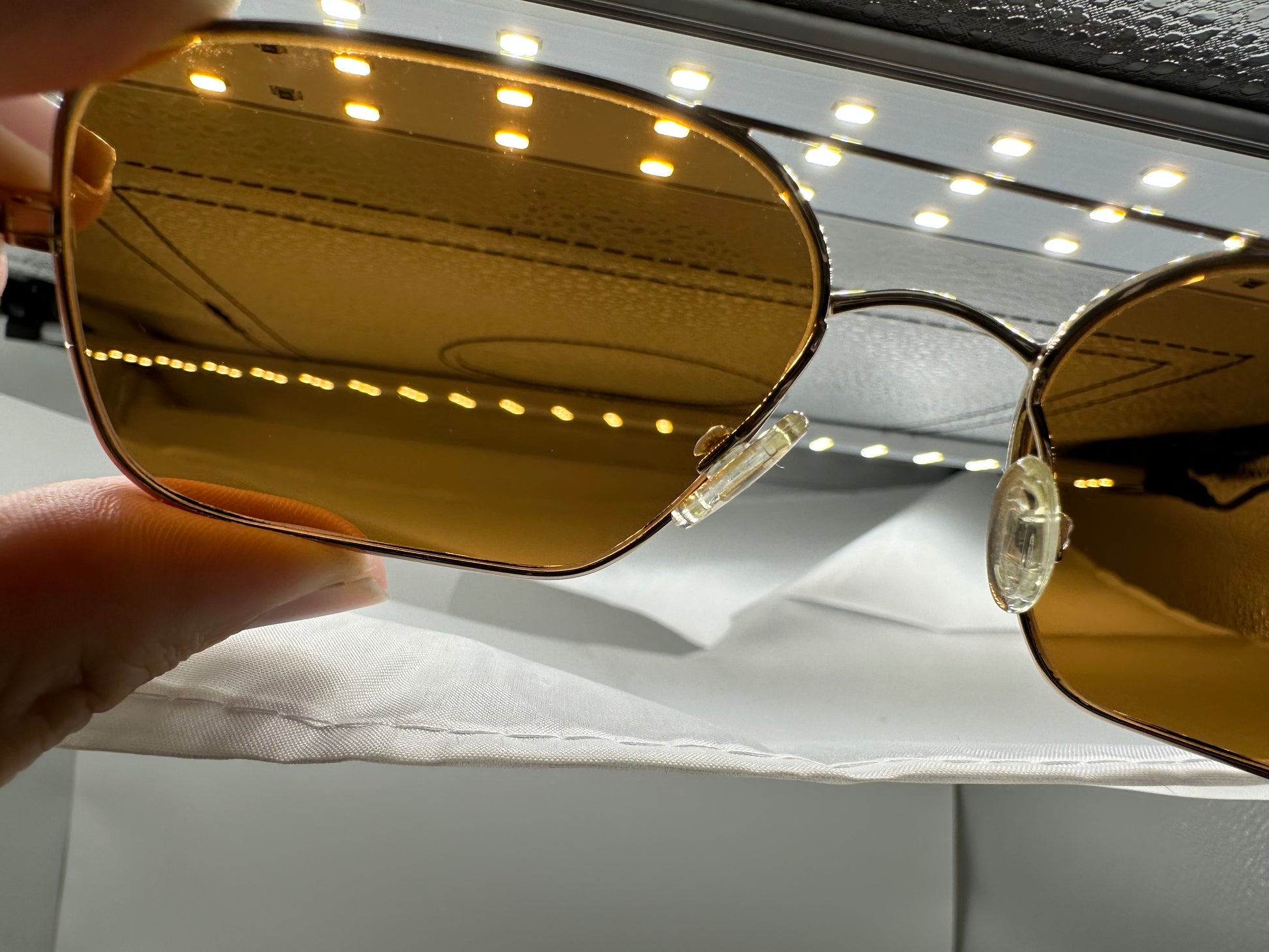 Oliver Peoples Victory 55 Gold VFX Cognac Burn Notice Michael