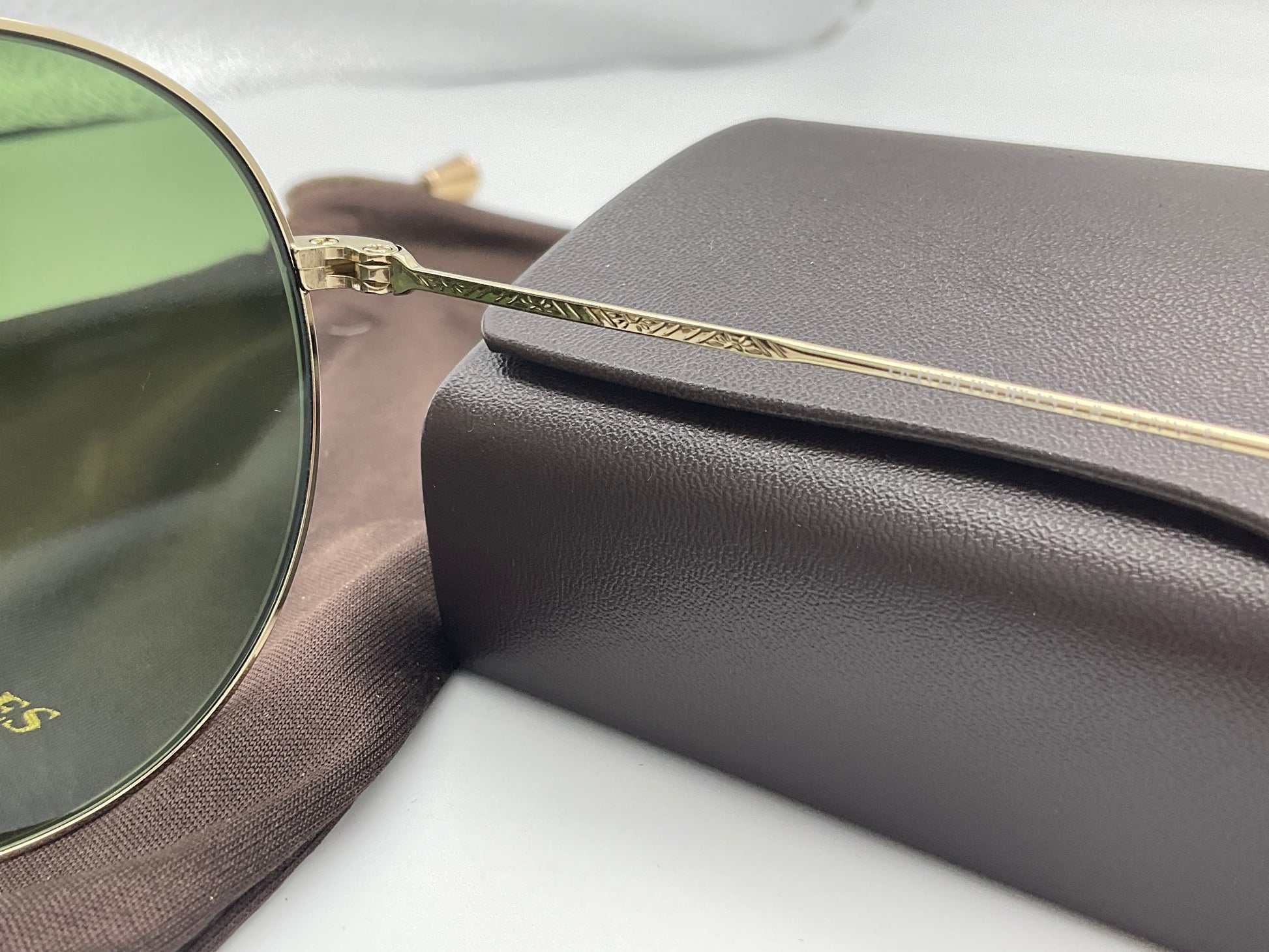 Oliver Peoples AIRDALE 61mm OV 1286S Soft Gold Bottle Green