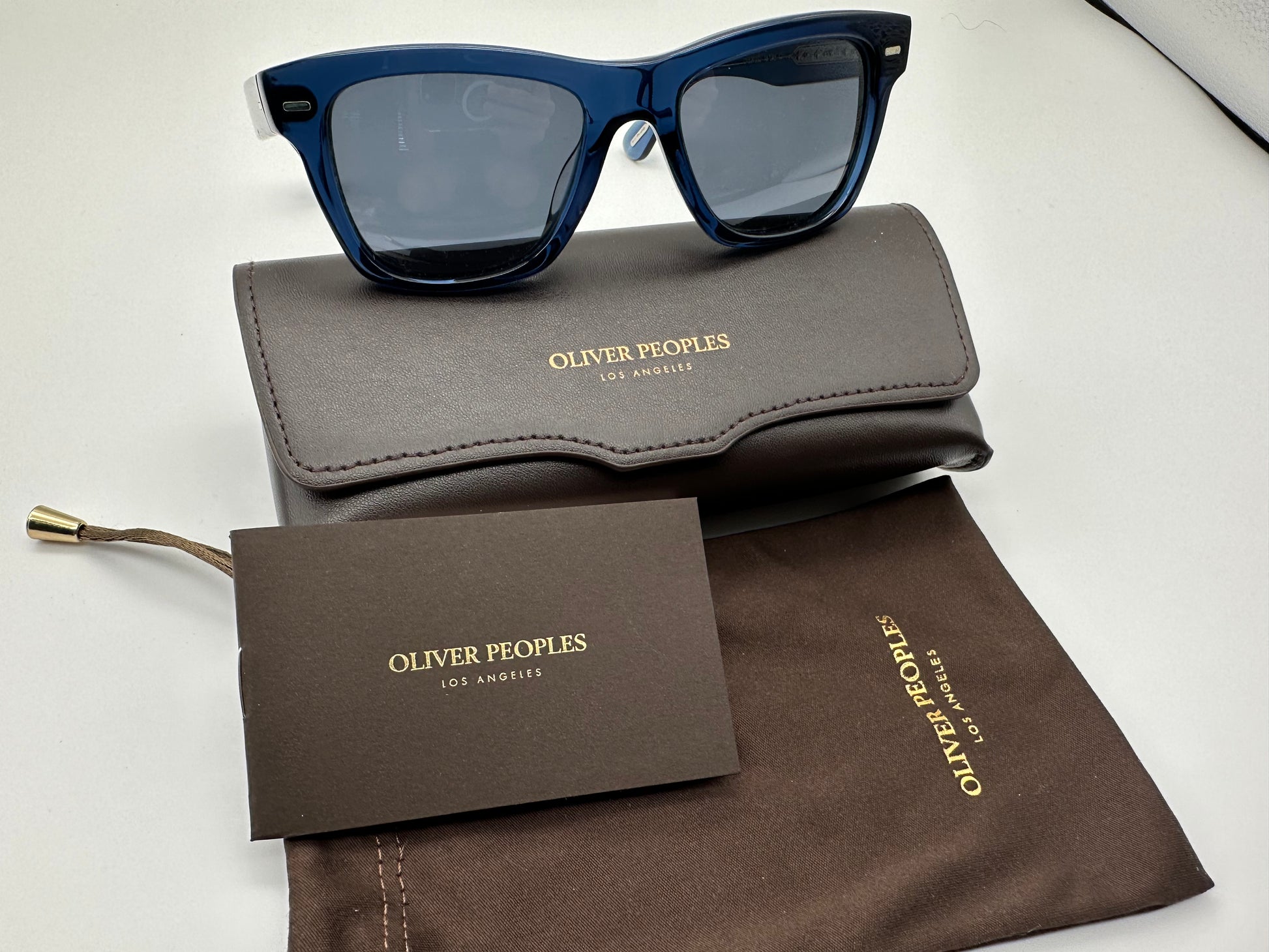 Oliver Peoples Oliver Sun 51mm Deep Blue OV 5393 SU 1670/R5 Italy Oliver Peoples Oliver Sun 51mm Deep Blue OV 5393 SU 1670/R5 Italy