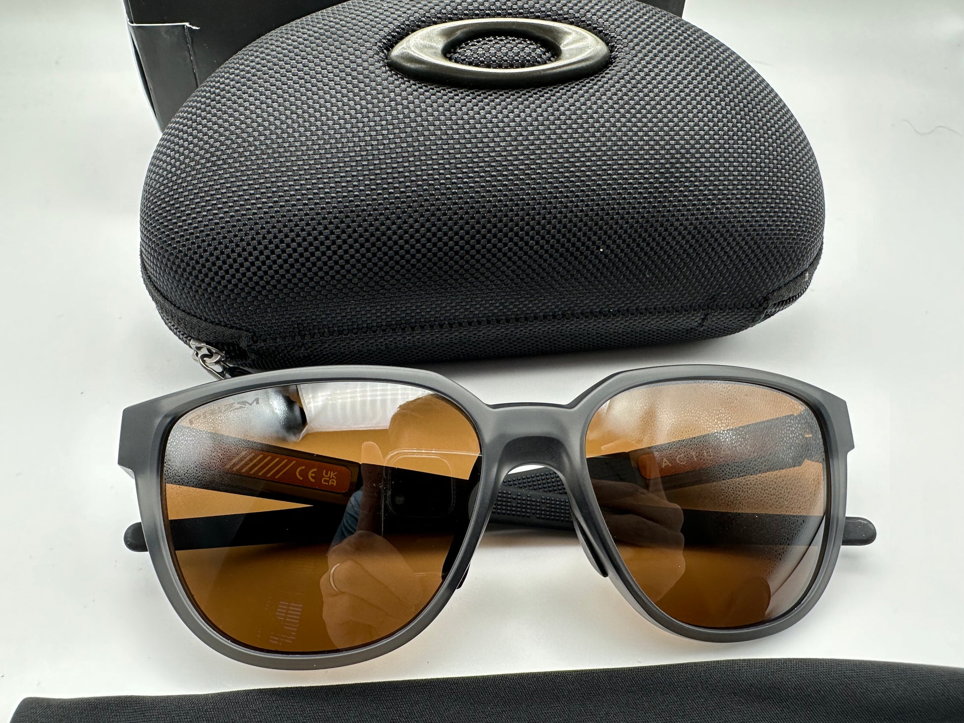 Oakley Actuator 57mm OO 9250 Matte Gray Smoke / Prizem Tungsten Oakley Actuator 57mm OO 9250 Matte Gray Smoke / Prizem Tungsten