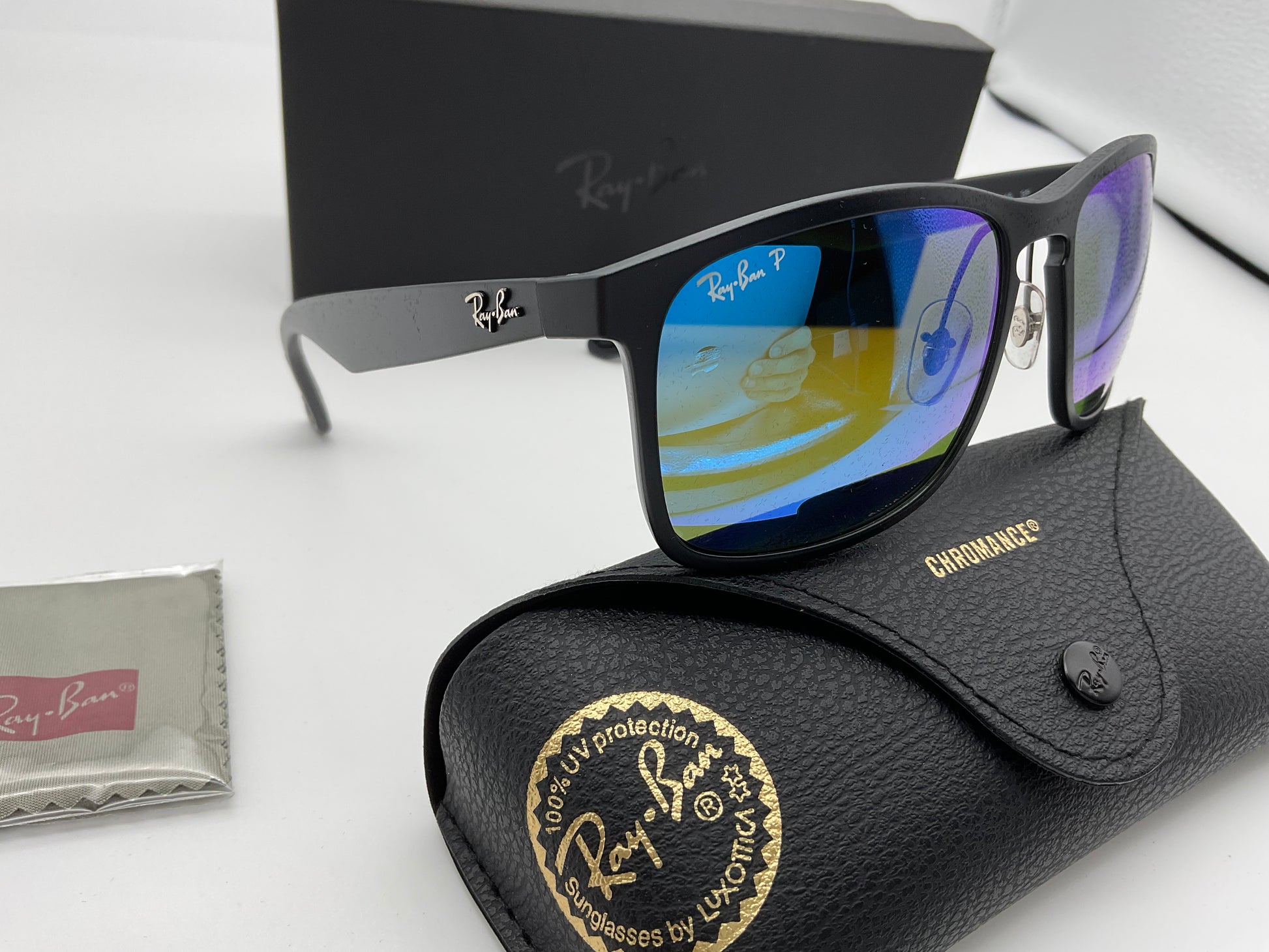 Ray-Ban RB 4264 58mm CHROMANCE Matte Black/Blue Polarized Mirror Ray-Ban RB 4264 58mm CHROMANCE Matte Black/Blue Polarized Mirror