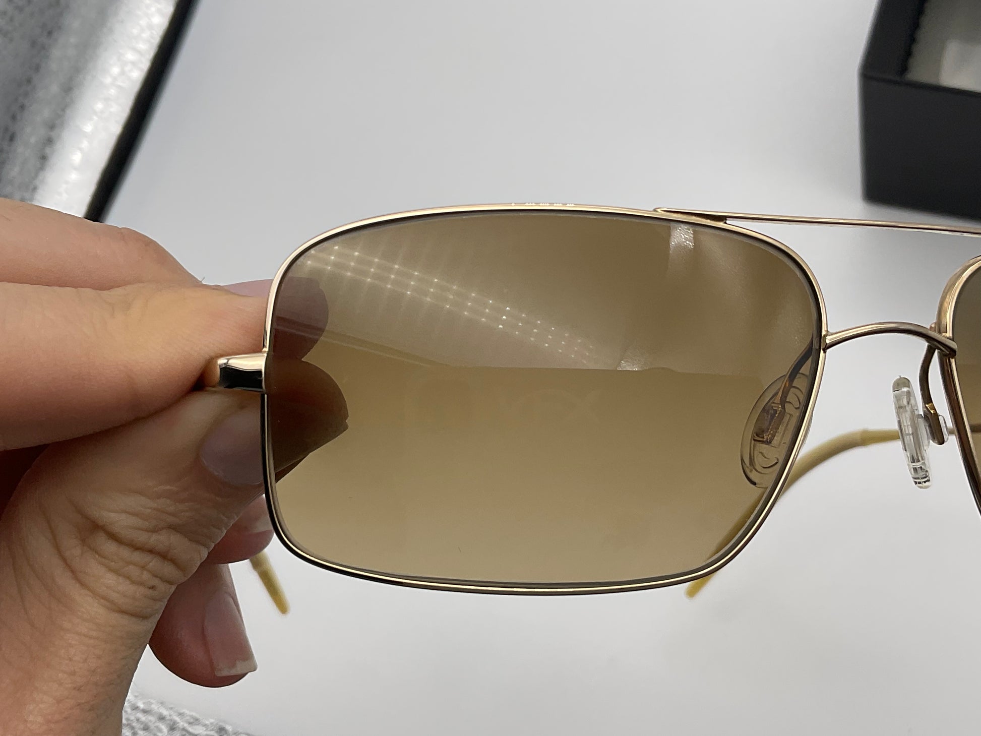 Oliver peoples deals aric