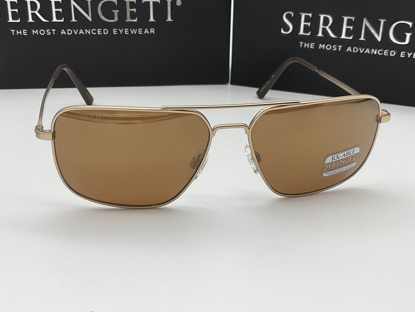 Serengeti Agostino Polarized Drivers Photochromic Glass Soft Gold Lens 8824 Navigator Sunglasses Japan