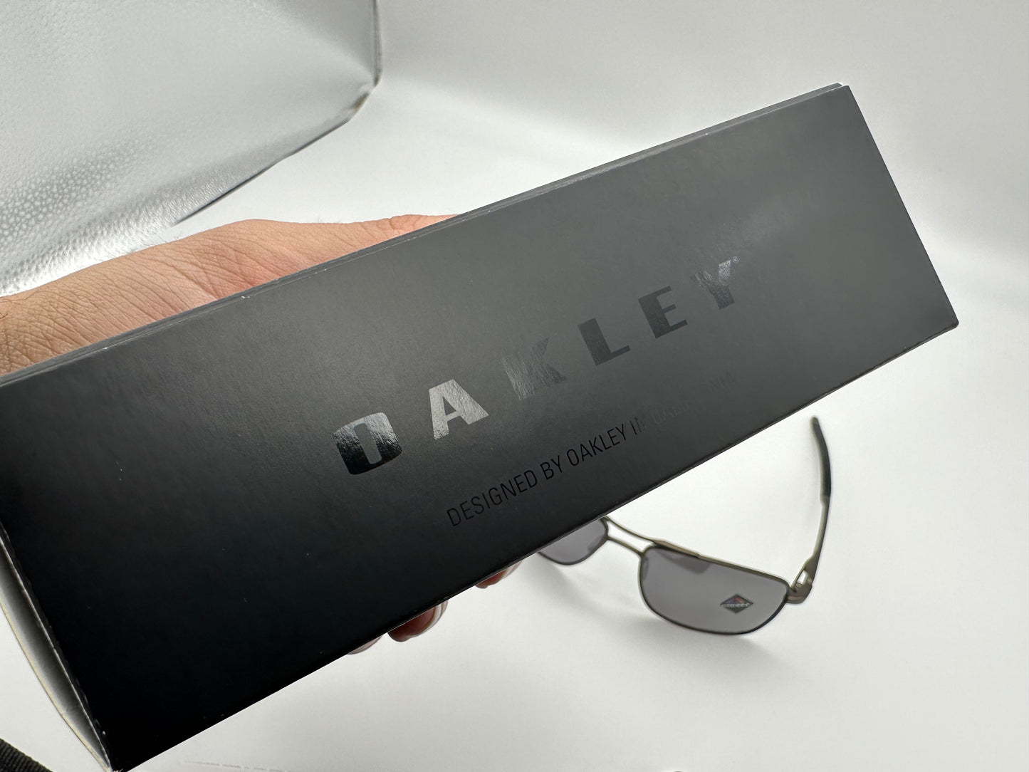 Oakley Gauge 6 57mm Titanium Prizm Black Polarized Pewter