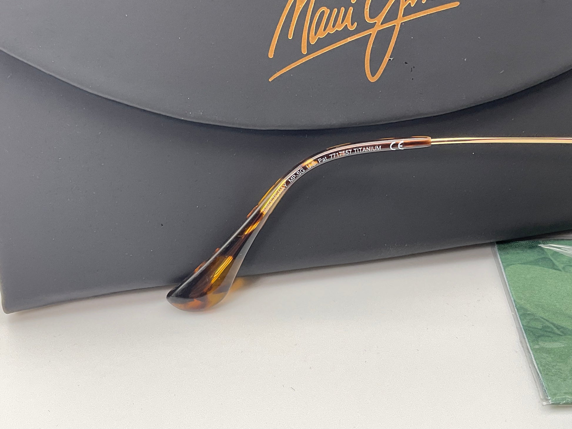 MAUI JIM BREEZEWAY 773 SUNGLASSES- GOLD WITH POLARIZED HCL BRONZE MAUI JIM BREEZEWAY 773 SUNGLASSES- GOLD WITH POLARIZED HCL BRONZE