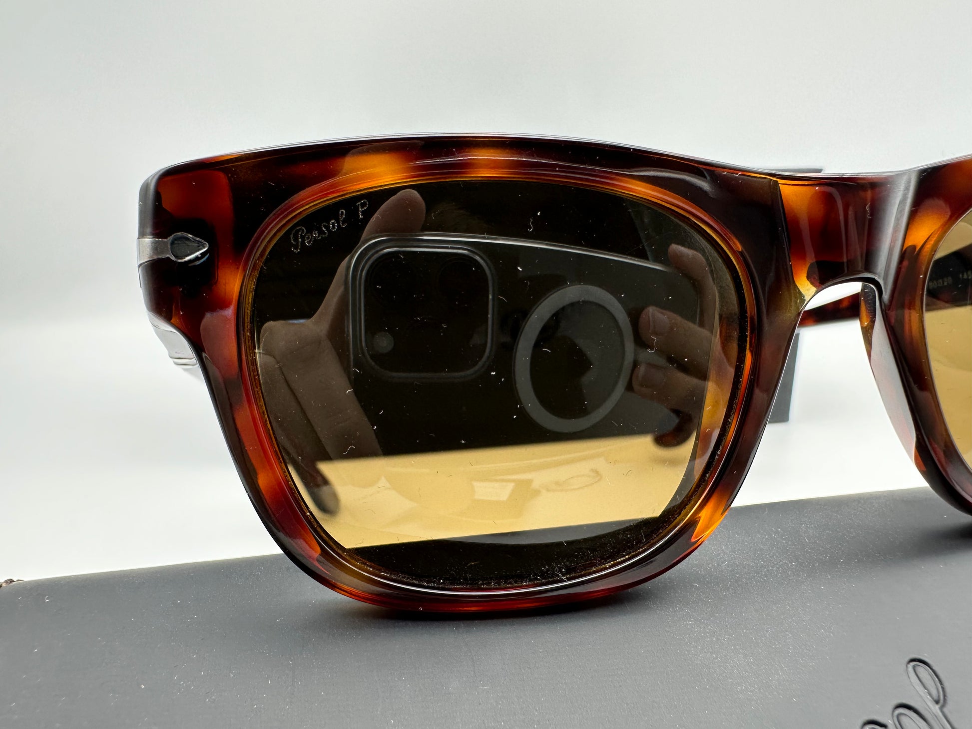 Persol wayfarer polarised sunglasses sales