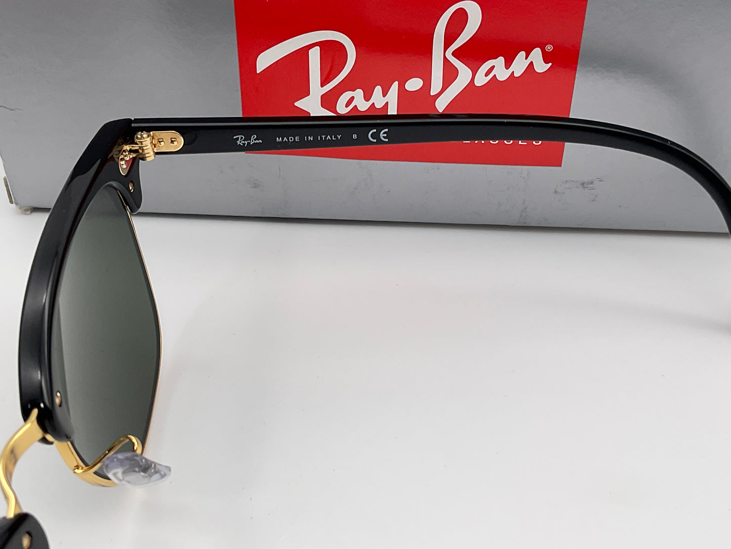 Ray-Ban RB3016 Clubmaster Classic Sunglasses Black/ Green Classic 49mm