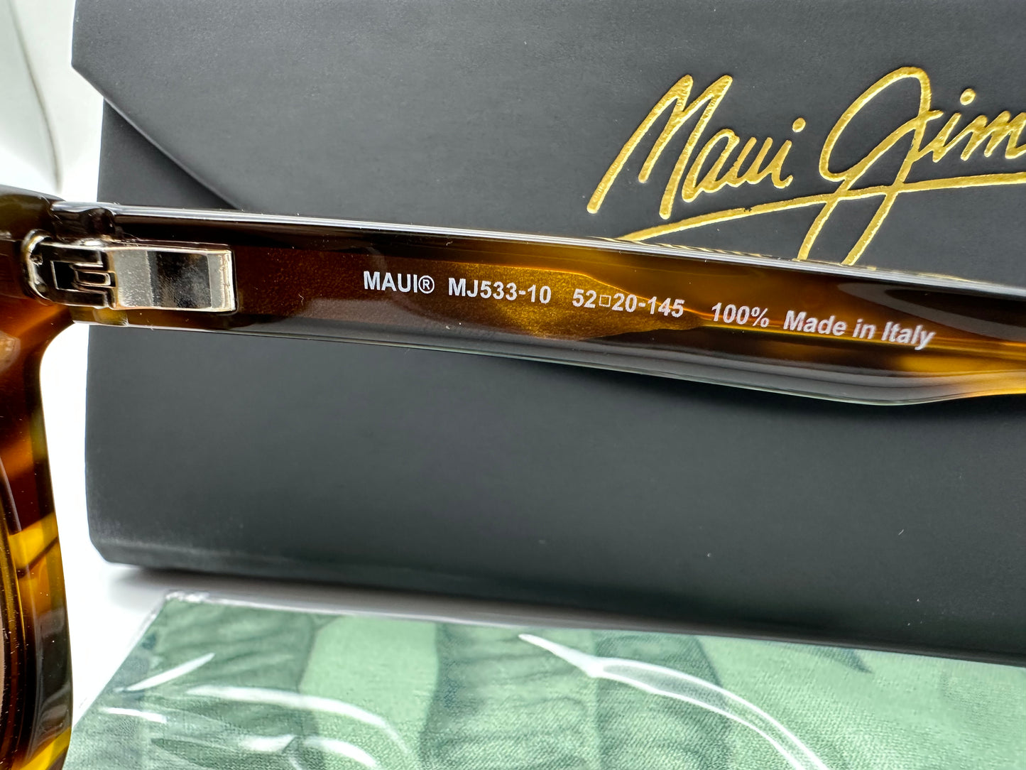 Maui Jim Shave Ice 52mm MJ533-10 STG-BG Polarized NEW