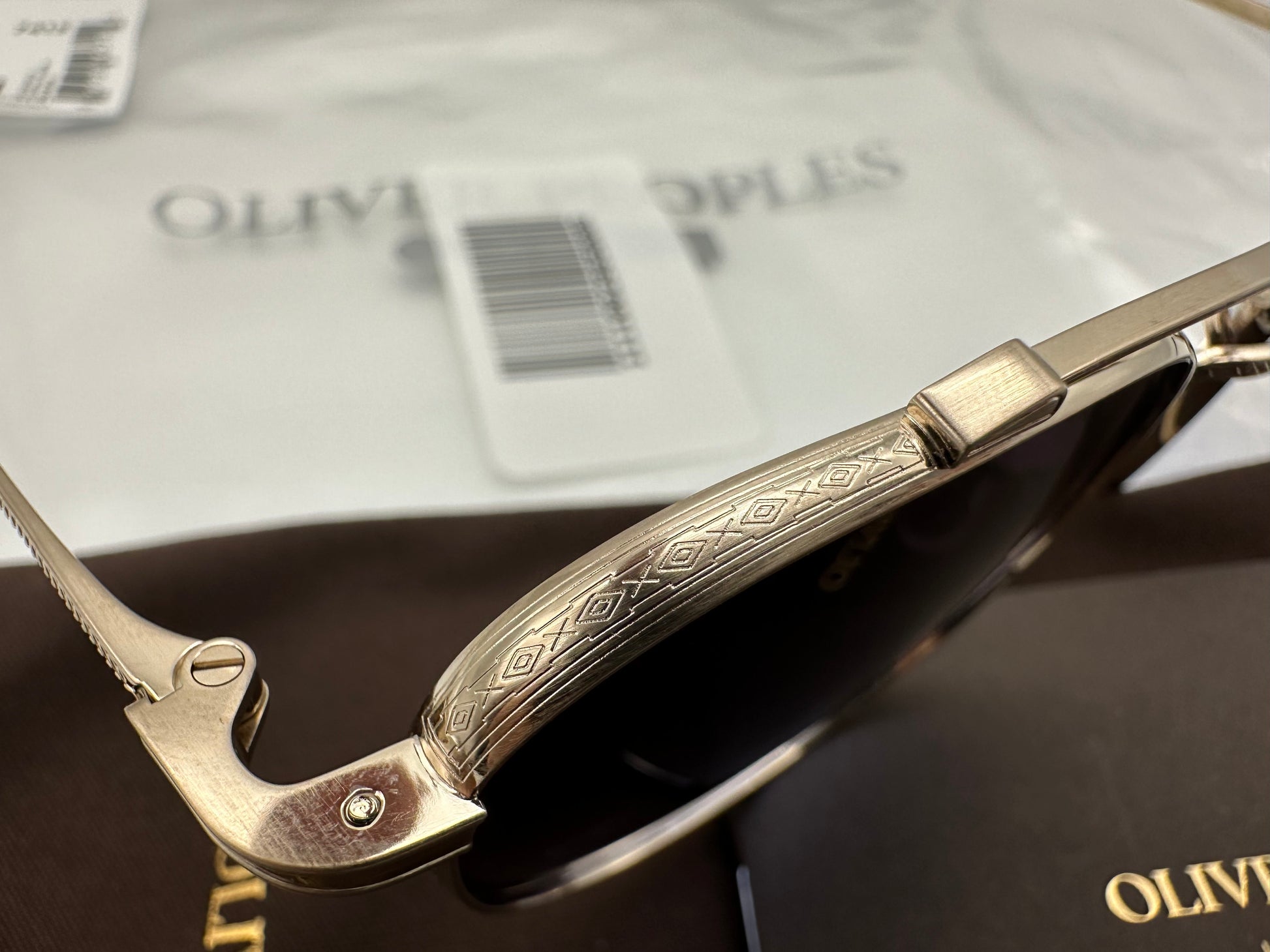 Oliver Peoples Mandeville 49mm Brushed Gold Dark Blue Gradient Oliver Peoples Mandeville 49mm Brushed Gold Dark Blue Gradient