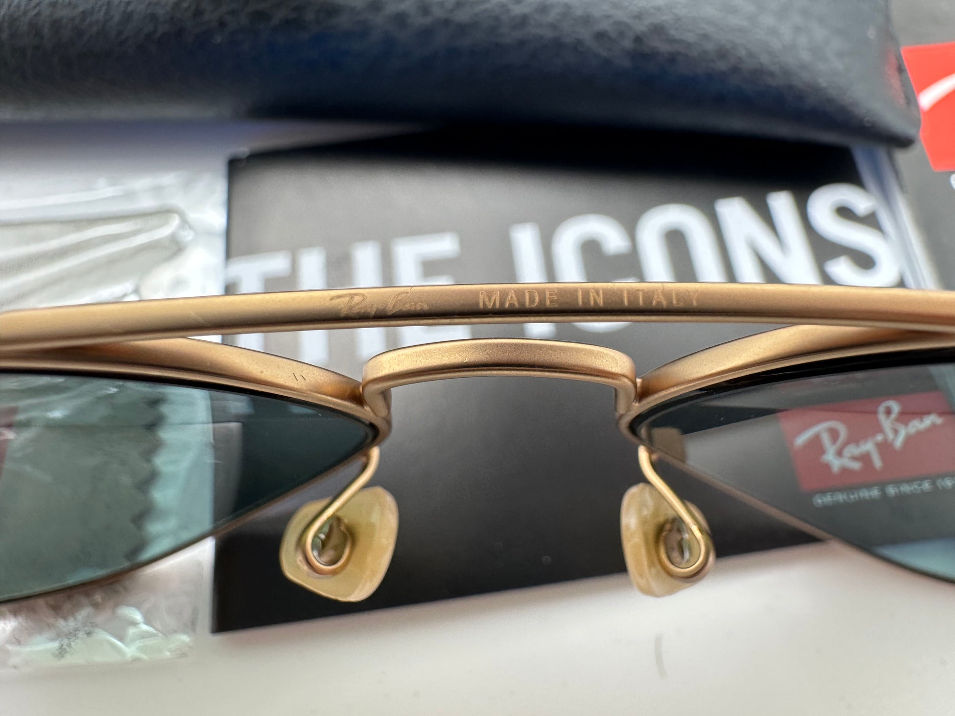 NEW RAY BAN Aviator 58mm Large Metal RB3025 112/4L Matte Gold Blue